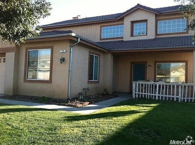 Building Photo - 714 Syrah Ct Rental