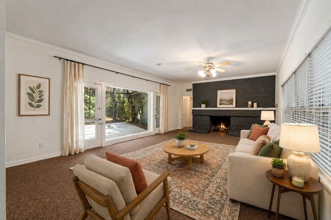 Photo - 2110 NW 3rd Pl