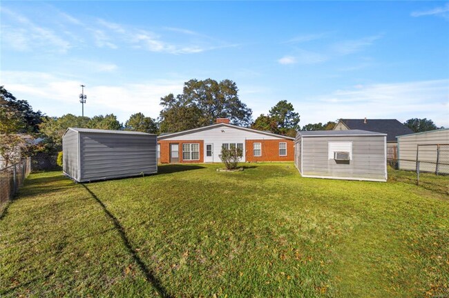 Photo - 718 Dunbarton Rd