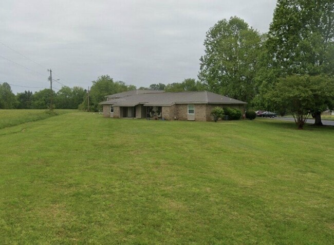 Building Photo - 25600 Smithfield Rd Rental