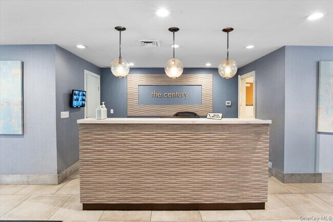 Photo - 100 Cutter Mill Rd Unit 3F