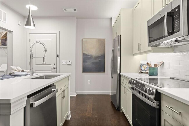Photo - 2420 Peachtree Rd Apartment Unit 1213