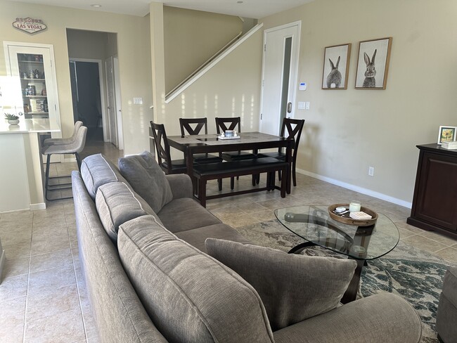 11257 Rainbow Peak Ave Unit 201