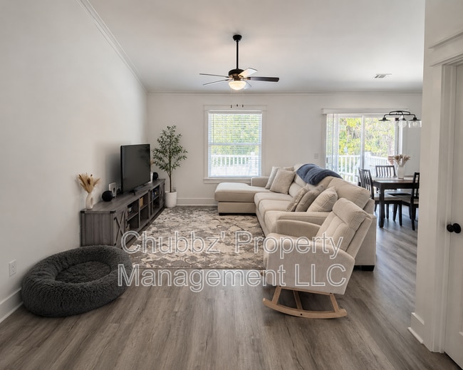 44 Canopy Ln