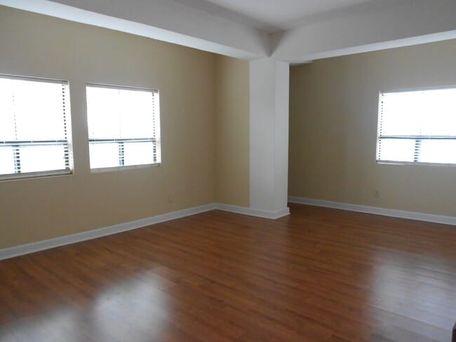 Photo - Cozy 2 Bedroom Apartment - Walk to UGA Cam... Unit 604