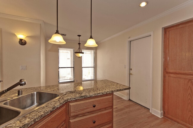 Photo - Beautiful home in the Lakes