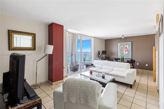 Photo - 2457 Collins Ave Unit 1602