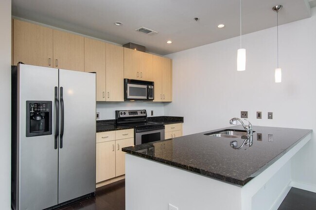 Photo - Beautiful Studio Condo In The Adelicia