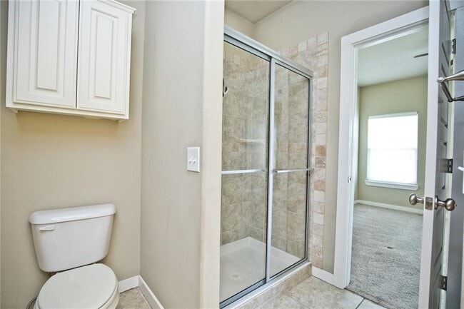 Photo - 2304 SW Juniper Ave