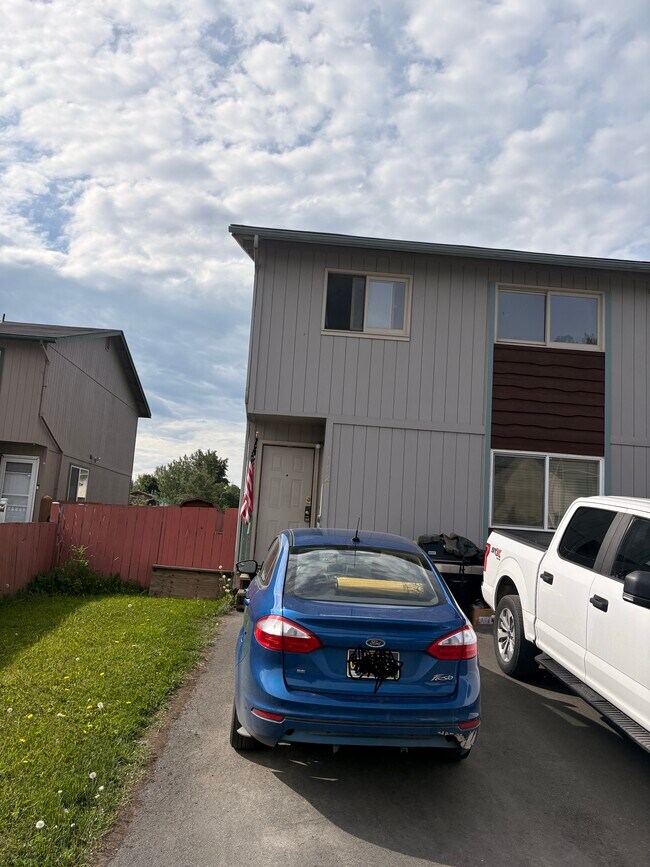 Building Photo - 1112 Fred Cir