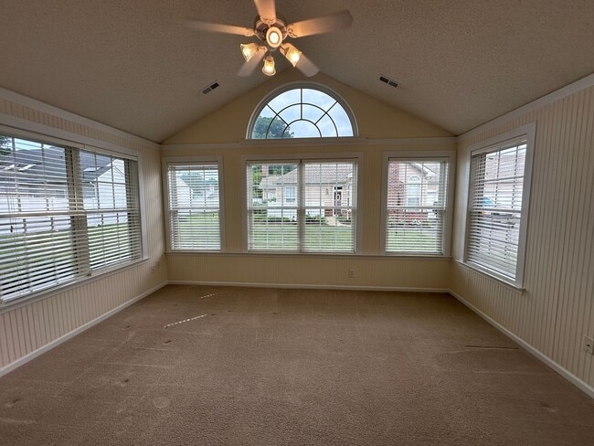 Photo - Call Amanda Tate at (757)289-6810 for more information