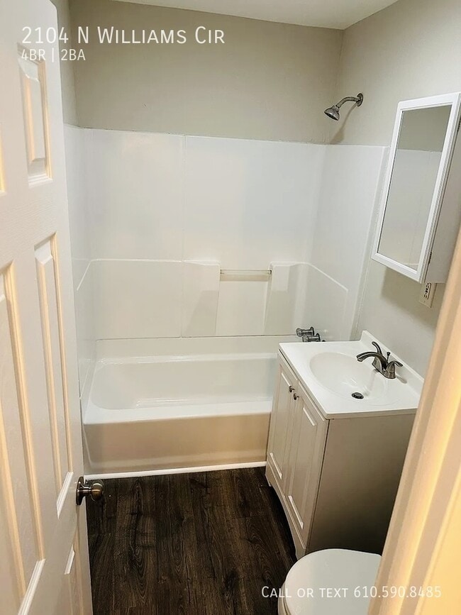 Photo - 2104 N Williams Cir