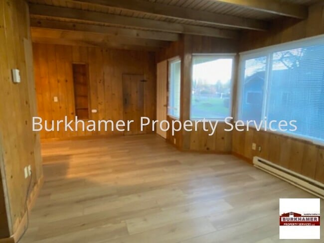 Photo - 6616 Olympic Hwy