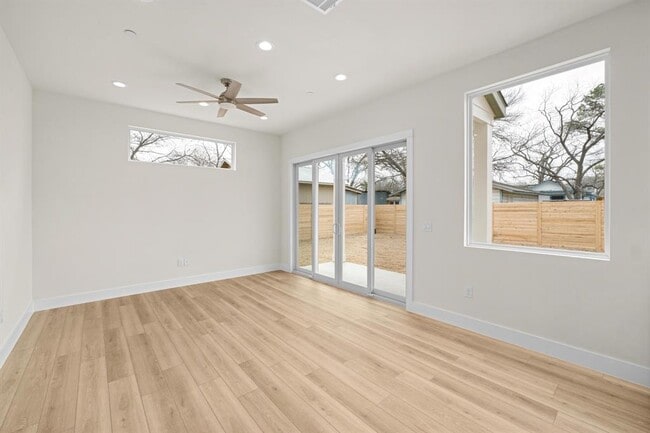 Photo - 6107 Richardson Ln