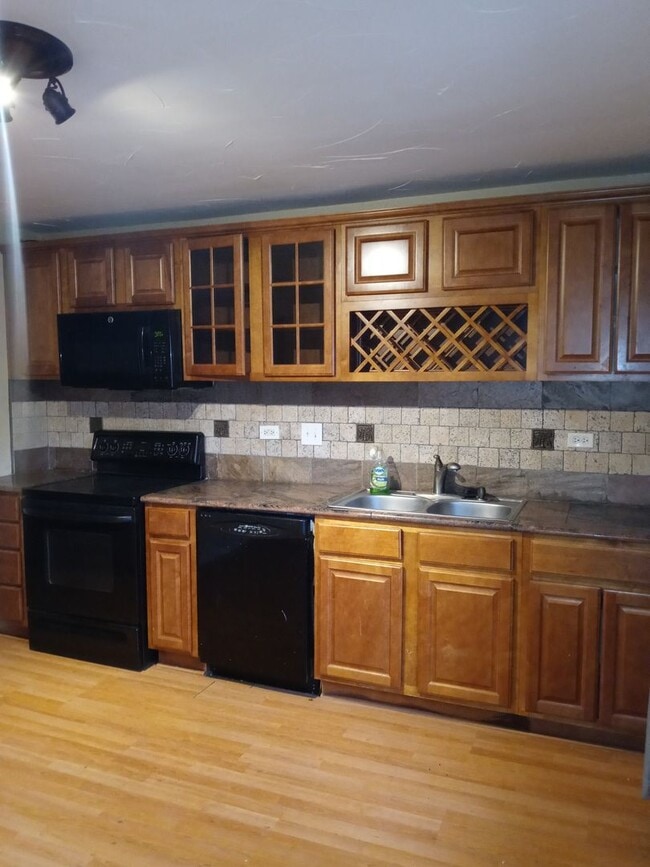 Building Photo - 9434 E Girard Ave Unit 9434 E. Girard Ave #12