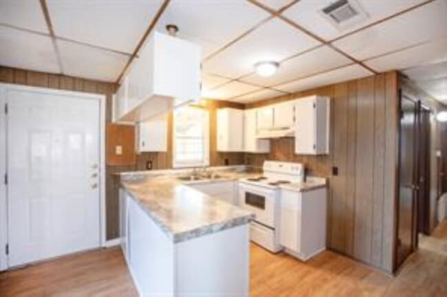 Photo - 1805 Oriole Dr