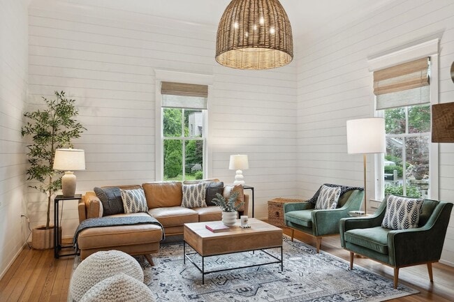 Building Photo - 1226 Adams St