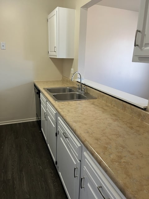 Photo - Glen Street Apartments