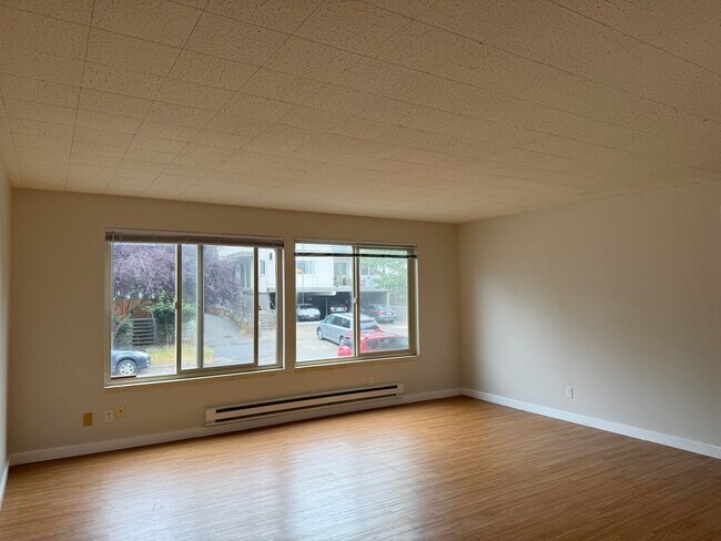 Photo - Twin Court - Ballard - Renovated Unit