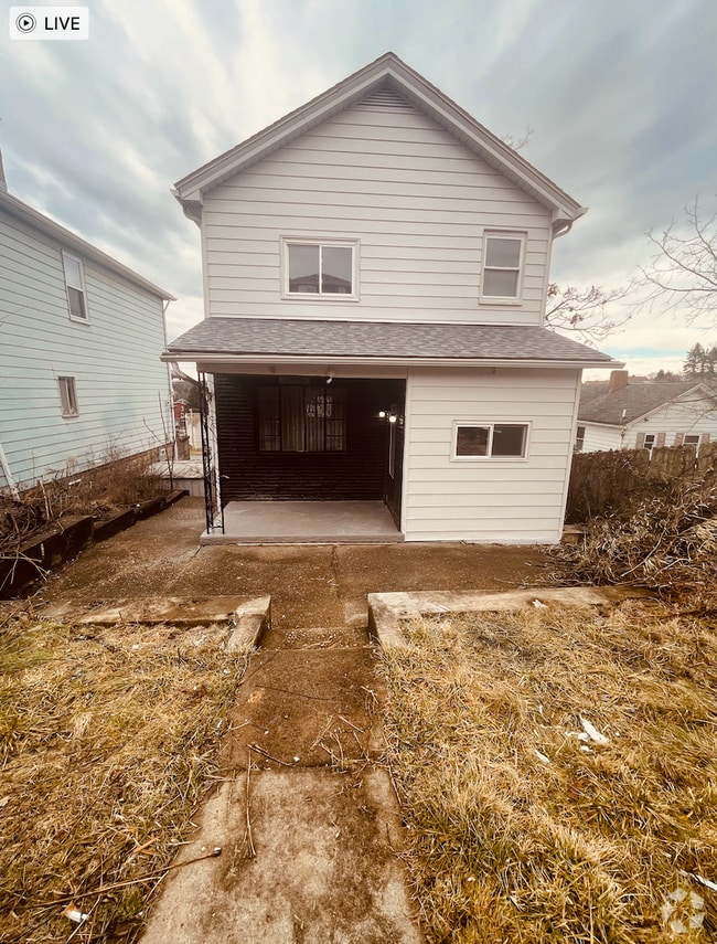 Building Photo - 3 Bed 1 Bath Munhall Pa Rental