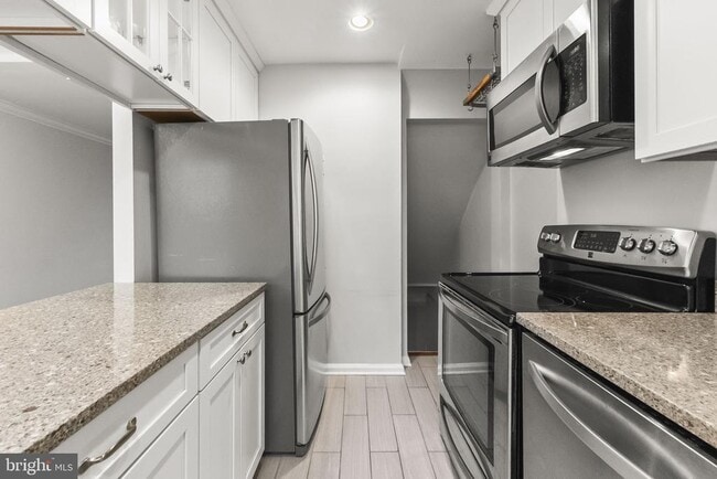 Photo - 3191 S Stafford St