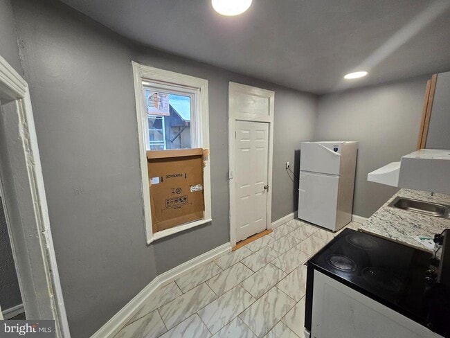 Photo - 411 Cedar St