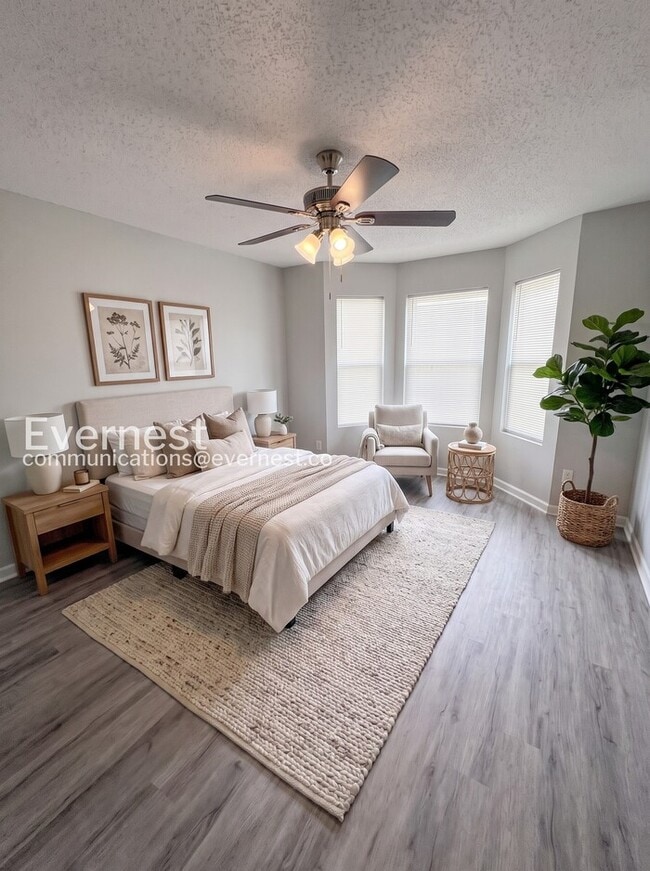 Photo - 3 Bed, 2 Bath Home with Garage / Pet-Friendly / Available Now!