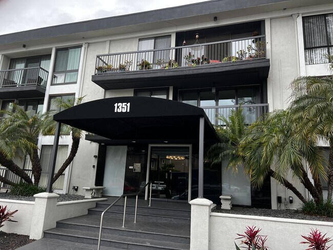 Photo - 1351 N Crescent Heights Blvd Unidad 106