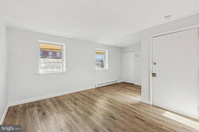 Photo - 329 Buttonwood St