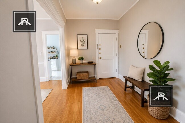 Photo - 129 Chiswick Rd Unit 13