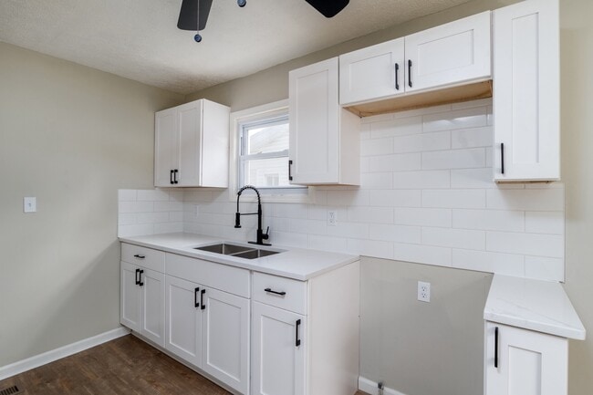 Photo - 13804 Rexwood Ave