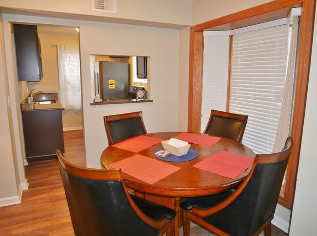 Photo - 2298 Browning St