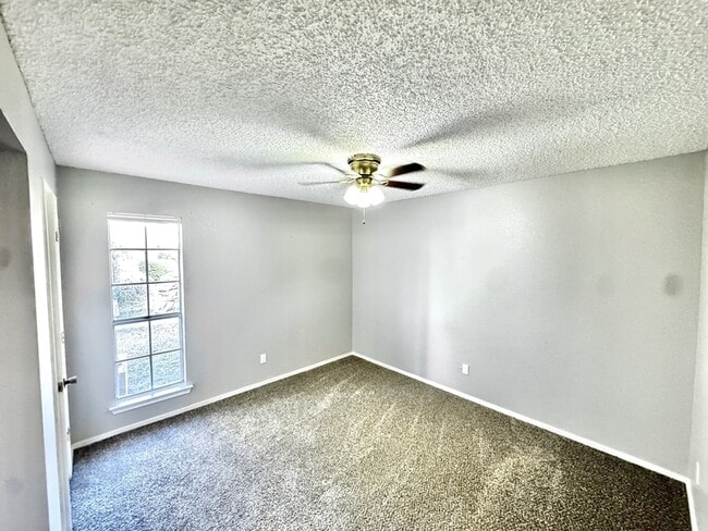 Photo - 4110 Faith Rd