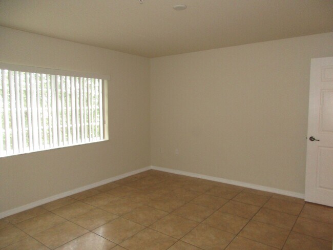 Photo - 2nd floor by City Hall Unit 1328 SE 8th Ave #202