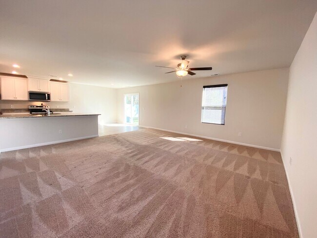 Photo - BETTER THAN NEW!