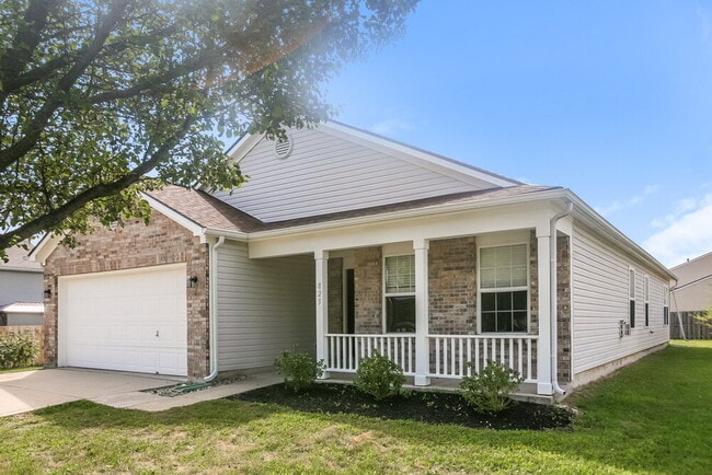Photo - 823 Pine Lake Dr