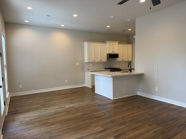 Photo - 5100 Westgate Ln