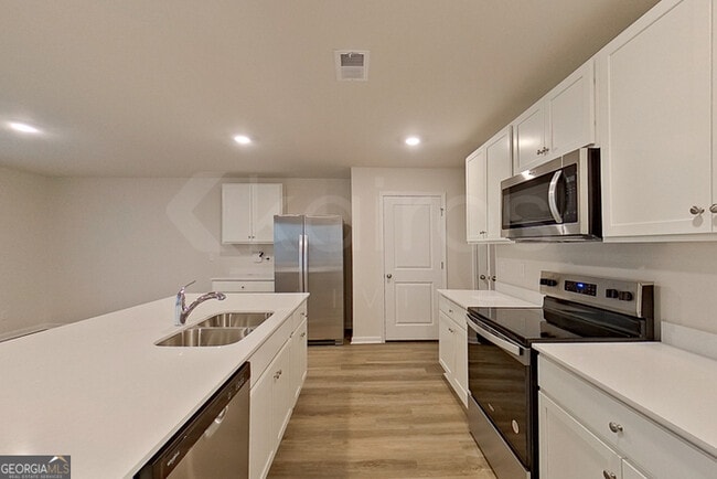 Photo - 114 Inez Ave