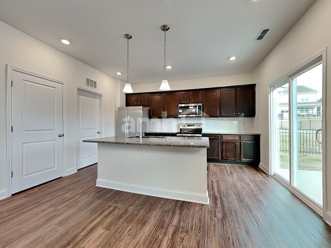 Photo - 3273 Brierhill Rd