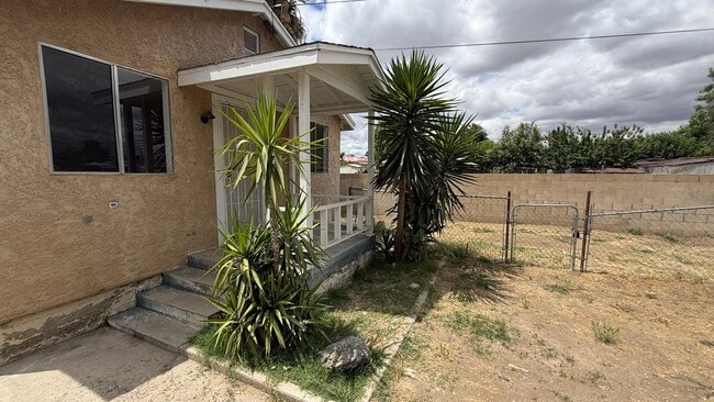 113 1/2 Harris Drive, Rear House