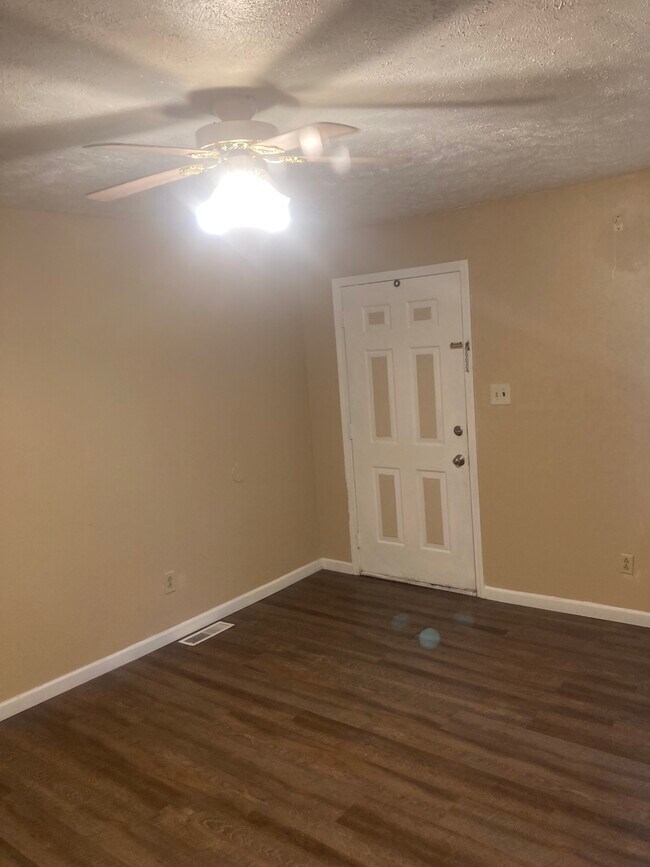 Photo - 35 Rushwood Dr Unidad 35