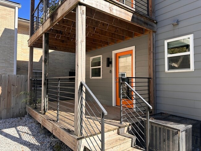 Building Photo - 799 Piedmont Ave NE Unit 8