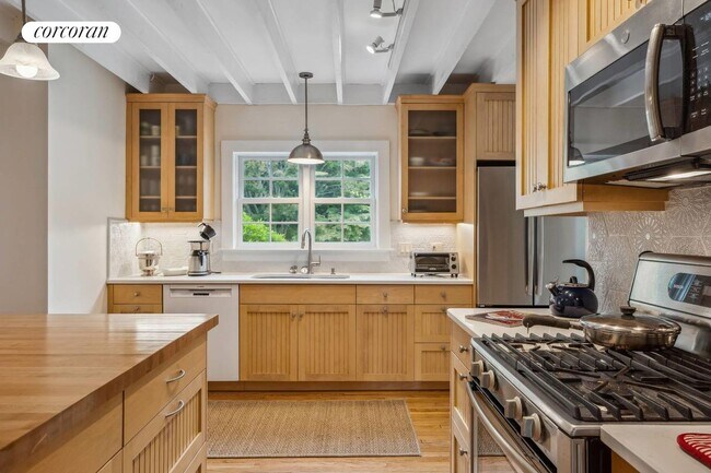 Photo - 50 Corrigan St