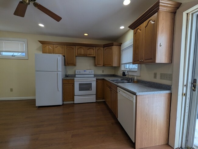 Photo - 26 Granite St