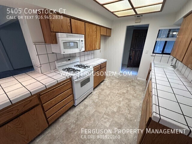 Photo - 5405 Comstock Ct