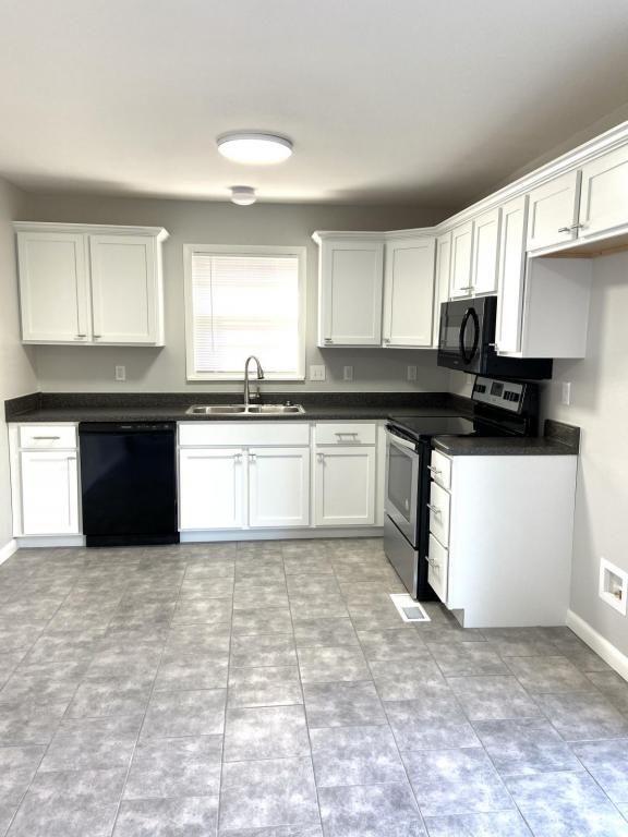 Photo - 1830 E 18th St