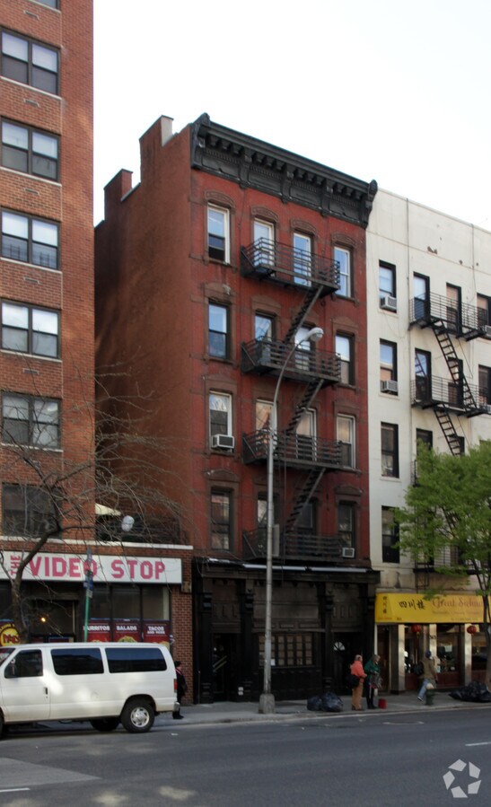 Primary Photo - 365 Third Avenue