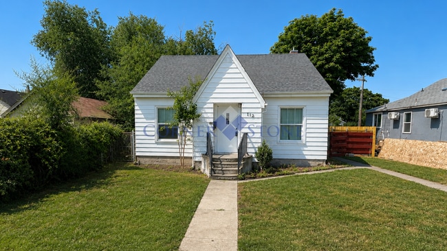 Building Photo - Large Spacious Home in Nampa!