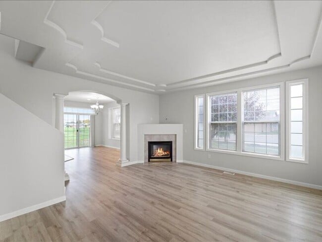 Photo - 6228 Comiskey Dr