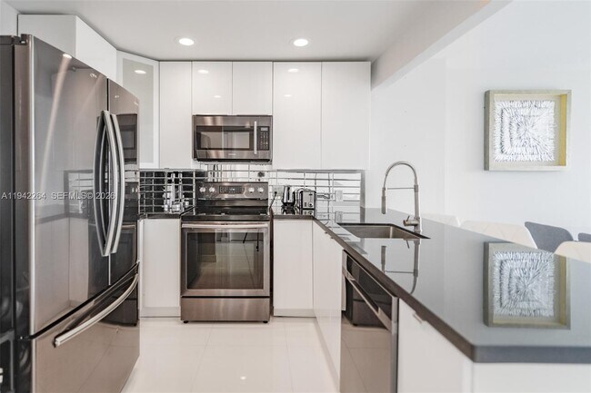 Photo - 3625 N Country Club Dr Unit 607